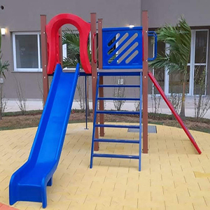 Escorregador de Plástico para Playground