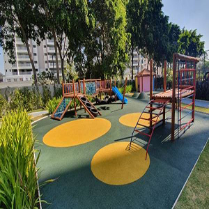 Fabricante Playground em Tronco de Eucalipto